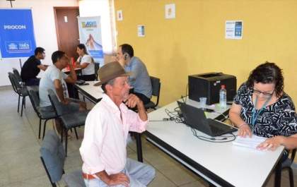 Feirão do PROCON-TL tem sucesso em atendimentos com empresas de telefonia