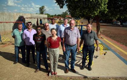 Moradores do Jardim Europa contam com nova academia ao ar livre