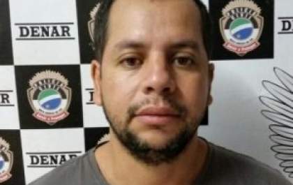Preso de tornozeleira eletrônica é flagrado com celulares roubados