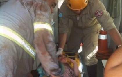 Corpo de Bombeiros resgata criança de 3 anos que caiu em poço