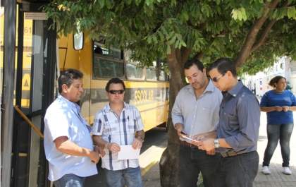 Vereadores checam quilometragem e qualidade do transporte escolar rural