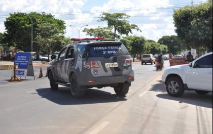 Bandidos fazem família refém em casa no Bairro Vila Nova em Três Lagoas