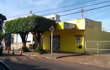 Dupla de assaltantes morre após ser perseguida por vítima que tinham roubado