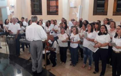 Encontro de amigos do antigo Coral resgatou amizades de mais de 30 anos