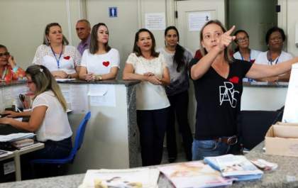 Clínica da Mulher de Três Lagoas presta homenagem às mães