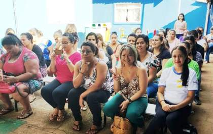 CEI Massumi Otsubo procura aproximar mães do ambiente de ensino
