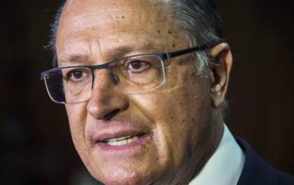 Alckmin poderá concorrer ao Senado caso não decole à presidente