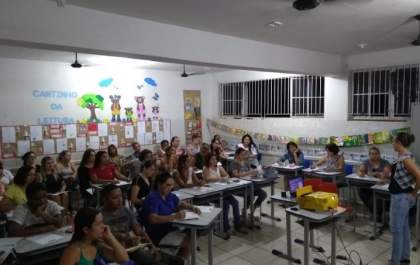 Escola Municipal de Três Lagoas realiza segunda formação continuada sobre a BNCC