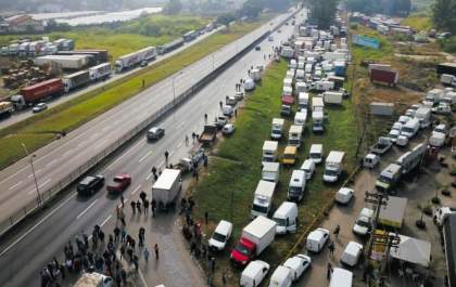 Greve dos caminhoneiros pode acontecer no dia 1º de novembro