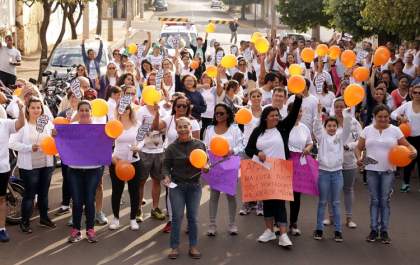 Andradina participa de movimento mundial para chamar a atenção sobre a esclerose múltipla