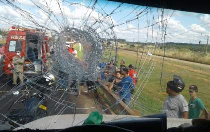 Caminhoneiro morre após ser atingido por pedrada na cabeça