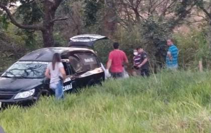 Mulher encontrada em matagal pode ter sido morta a pedradas