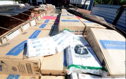 Condutor de Fiorino com 1,5 maços de cigarro envolve-se em acidente