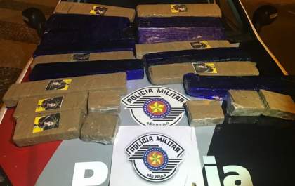 Polícia Militar prende 4 pessoas com 30 kg de maconha em Jales
