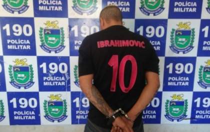 Policiais Militares da Força Tática prendem jovem evadido da justiça
