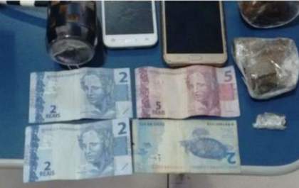 Jovem é preso por tráfico de drogas no Bairro Vila Nova em Três Lagoas