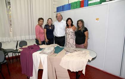 Makoto faz doações de roupas ao Fundo Social e Cultura