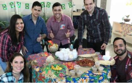 Confira a galeria de imagens da Festa Junina realizada pelo Sicoob