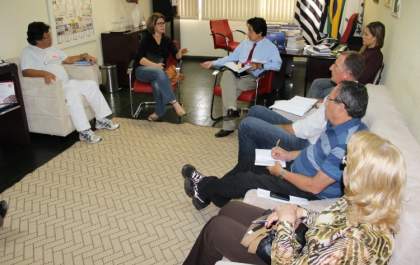 Prefeito reafirma parceria na implantação de Posto do Iamspe