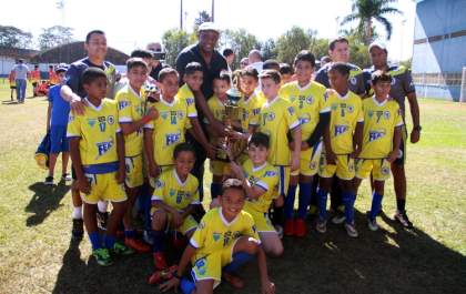 Ferinhas Boys conquista o título do campeonato Sub 11