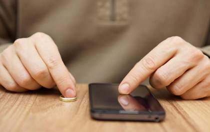 Homem registra Boletim de Ocorrência contra traição da própria mulher