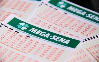 Mega-sena sorteia R$ 4,5 milhões neste sábado