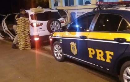 Veículo roubado na Capital é abandonado com 400 quilos de maconha na BR-163