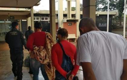 Operação da Polícia Civil descobre laboratório de drogas e prende seis
