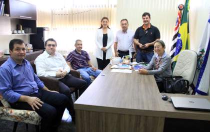 Tamiko recebe engenheiros e discute mobilidade urbana