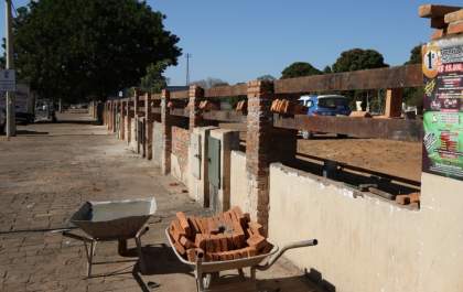 Muro da Estação Ferroviária da N.O.B. é revitalizado pela Prefeitura de Três Lagoas