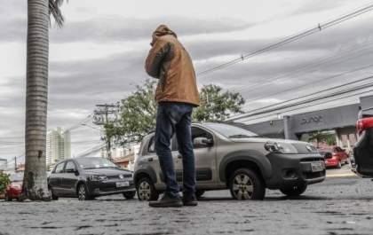 Frente fria chega sábado e derruba temperaturas para 8ºC na região sul