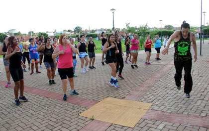 Bairros de Andradina ganham novas aulas de zumba