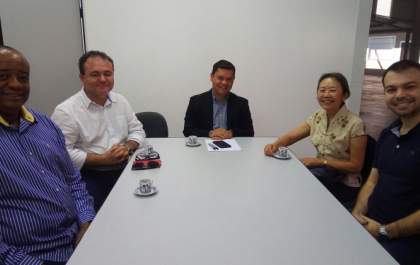 Tamiko conhece campus da Universidade Brasil