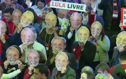 Lula retira pedido de liberdade ao STF para evitar discussão sobre candidatura