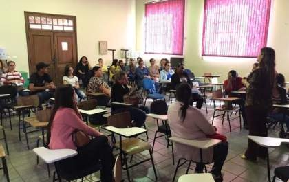 Estagiários da Rede Municipal participam de formação realizada pela NUESP