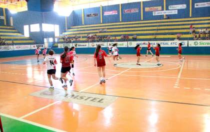 Jogos de handebol acontecem neste sábado em Andradina