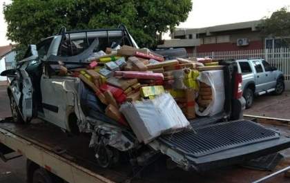 Traficante carregava 600 quilos de droga e só parou após bater em dois veículos