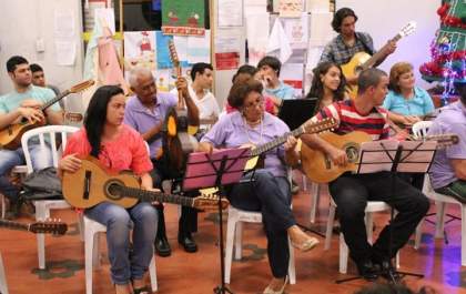 Cultura promove noite de atrações com música e dança na Praça
