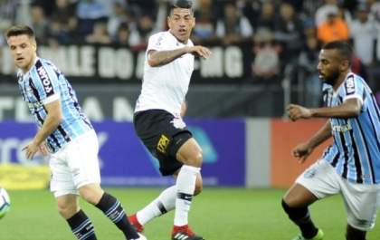 Grêmio faz 1 a 0 no Corinthians e chega a 3ª colocação na tabela