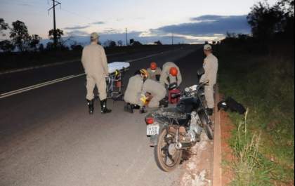 Com braço amputado, motociclista sofre acidente na BR-262