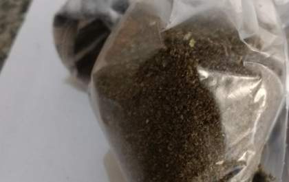 Panqueca com recheio alcoólico e linguiça com maconha são apreendidos em presídios