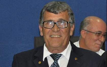Professor Bira é homenageado com o nome rampa de barcos do Balneário Municipal de TL