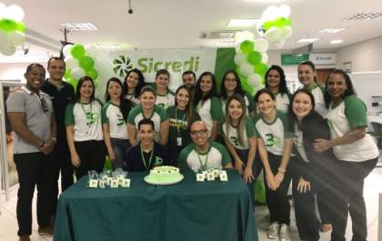 Sicredi comemora 30 anos com sorteio de veículo Gol e vários vales viagens