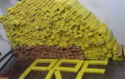 Traficantes se envolvem em acidente e são presos com 477 kg de maconha em Paranaíba