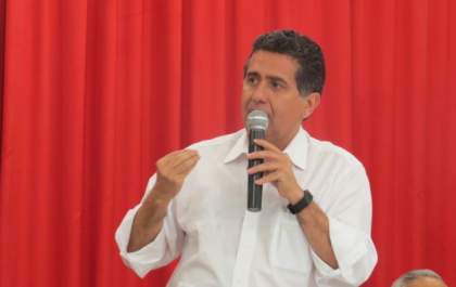 Marco Pilla destaca suas propostas em reuniões e palestras