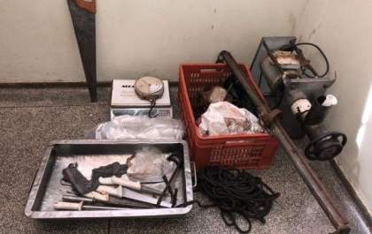 Vigilância encontra ovos de mosca congelados em açougue clandestino na Capital