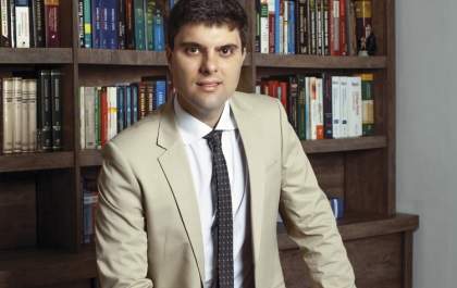 Hygor Grecco garante que juros sobre juros é inconstitucional