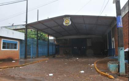 Deputado, conselheiro do TCE e filho de governador deixam presídio da Capital