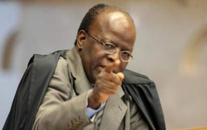 Joaquim Barbosa prepara novos mandados de prisão