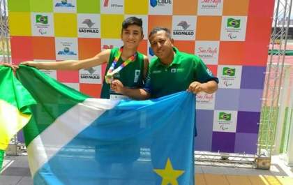Três-lagoense representa Estado em competição nacional de parabadminton